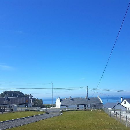 Wild Atlantic Way Cottage Dooagh Eksteriør billede
